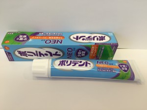 ポリデントNEO